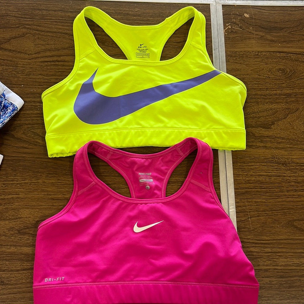 Nike sports bra pack of 2